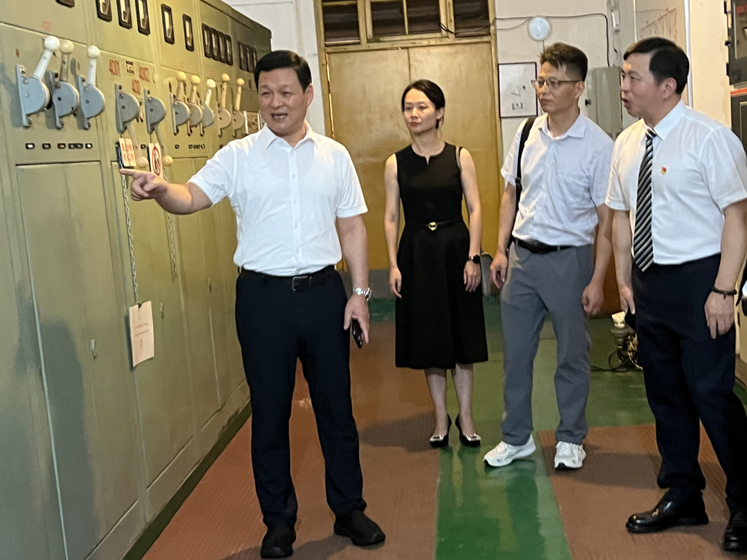 省旅发集团党委副书记、总经理、副董事长钟军赴厦门华侨大厦开展安全生产检查